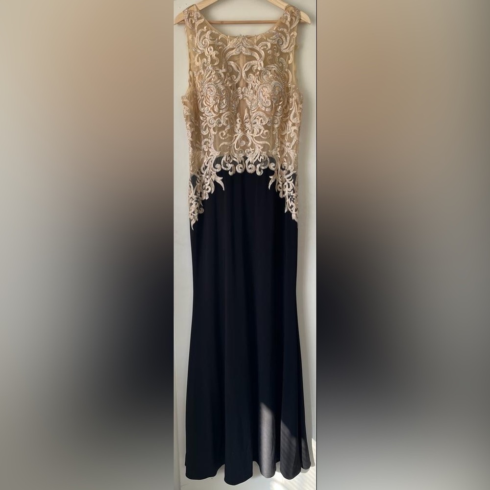 Never worn dress. Perfect for wedding